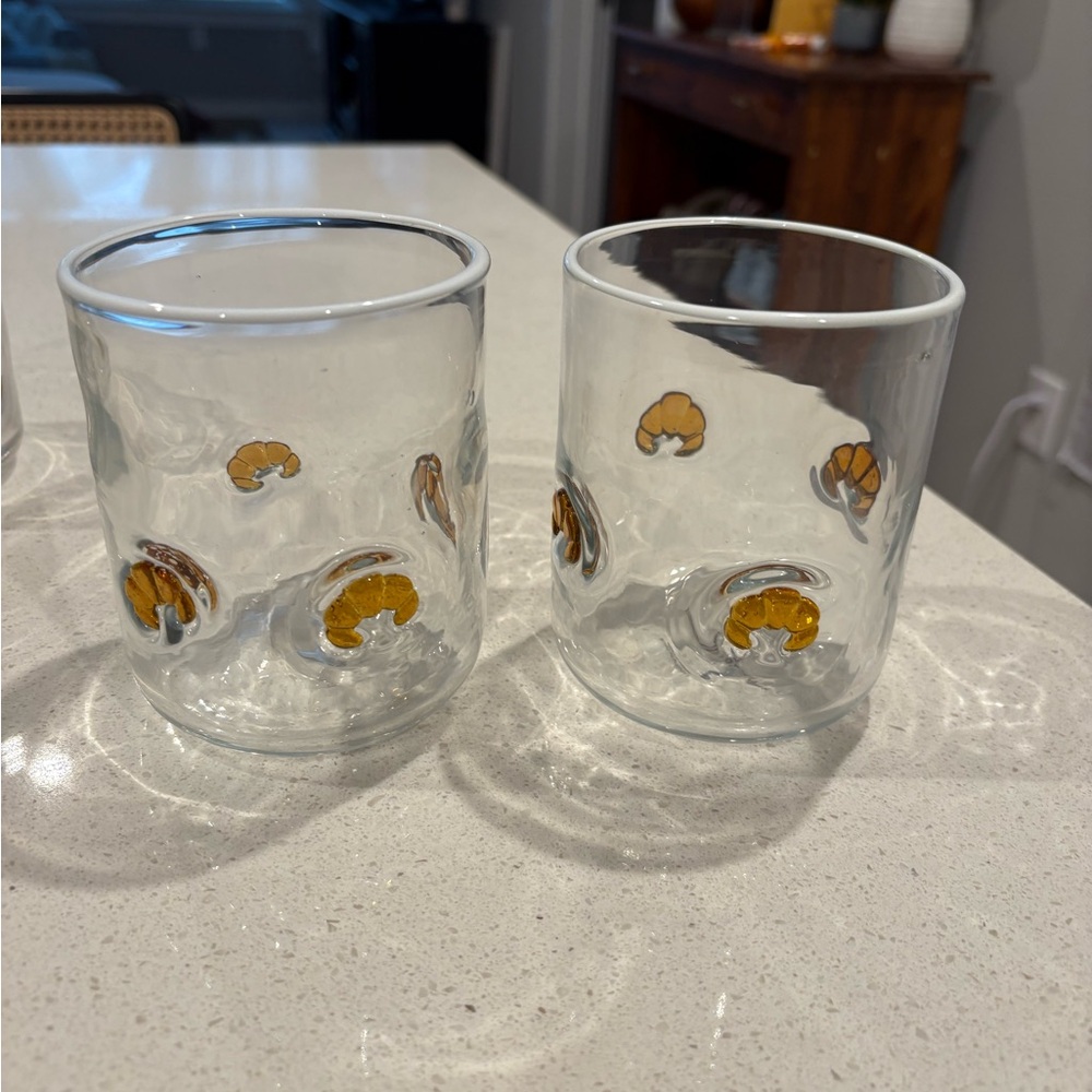 ❌SALE❌ set of 2 croissant Patterned Glass Tumblers